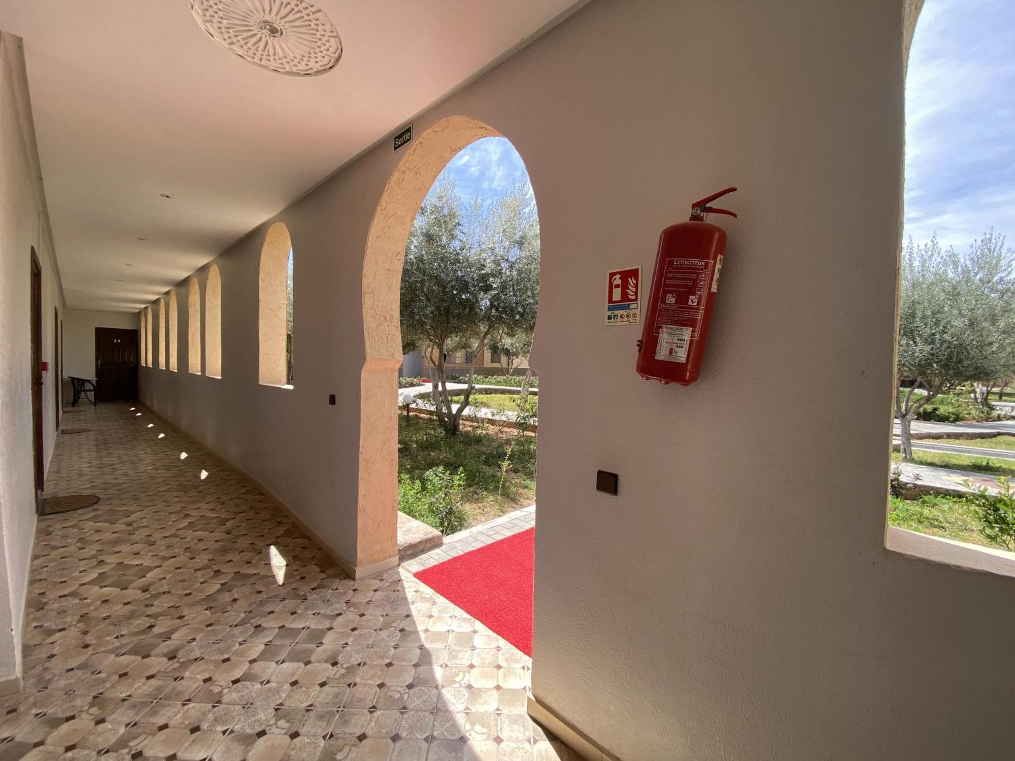 Ighiz Inn Resort Errachidia Exterior photo